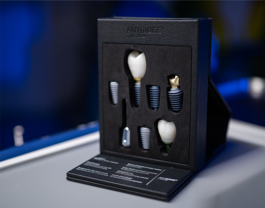 Dental implants photo