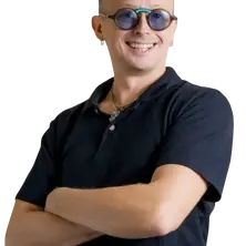 Vitalii Ushakov photo