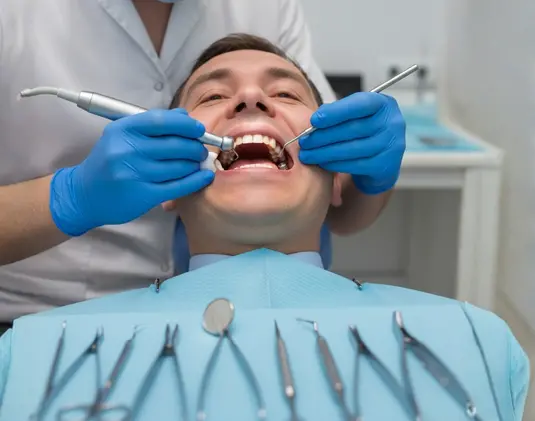 Lower tooth imolantation photo