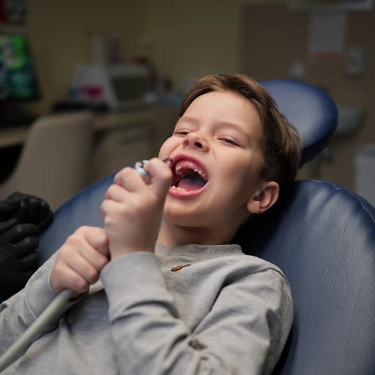 Dental treatment for children photo